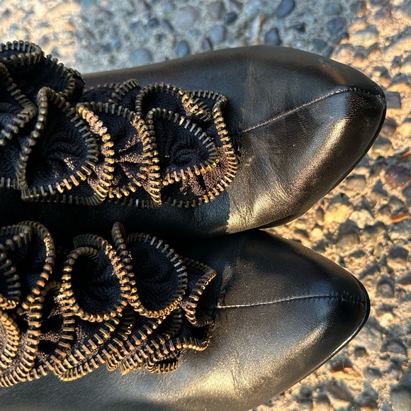 Attitude booties size 7 black - Picture 6 of 8